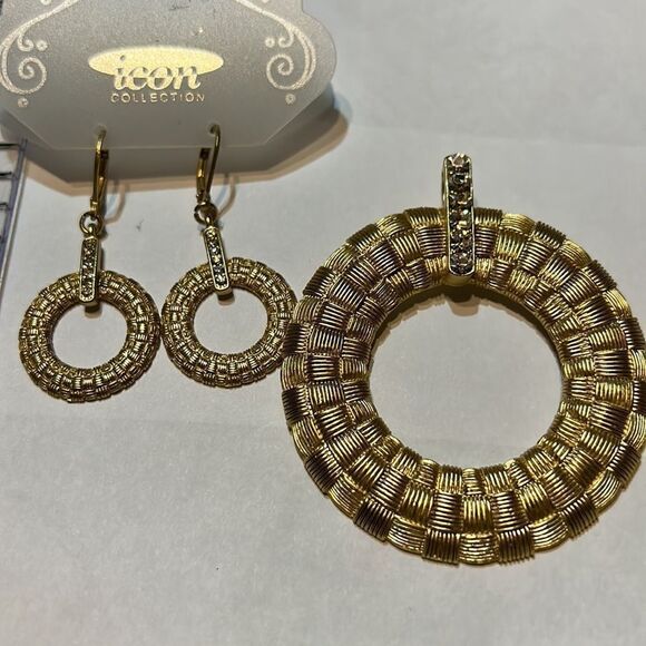 Icon Collection Gold tone Drop earrings and Necklace Slide - Picture 4 of 4